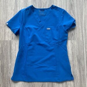 Slim Catarina One-Pocket Scrub Top in Royal Blue Size Small